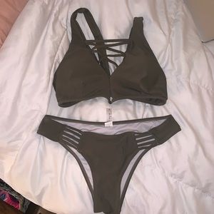 Cupshe Bikini